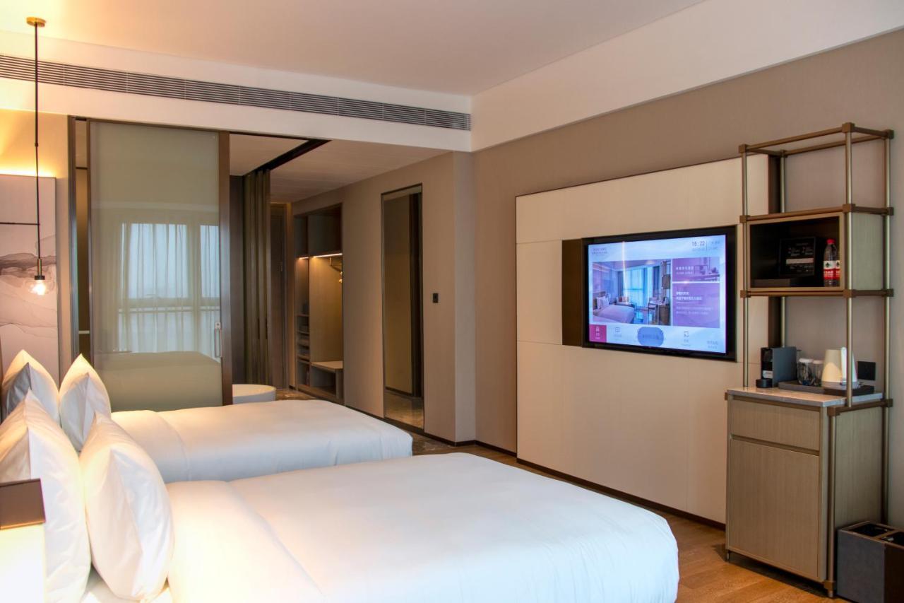 Guangzhou Pazhou Ln Dongfang Hotel Exteriör bild