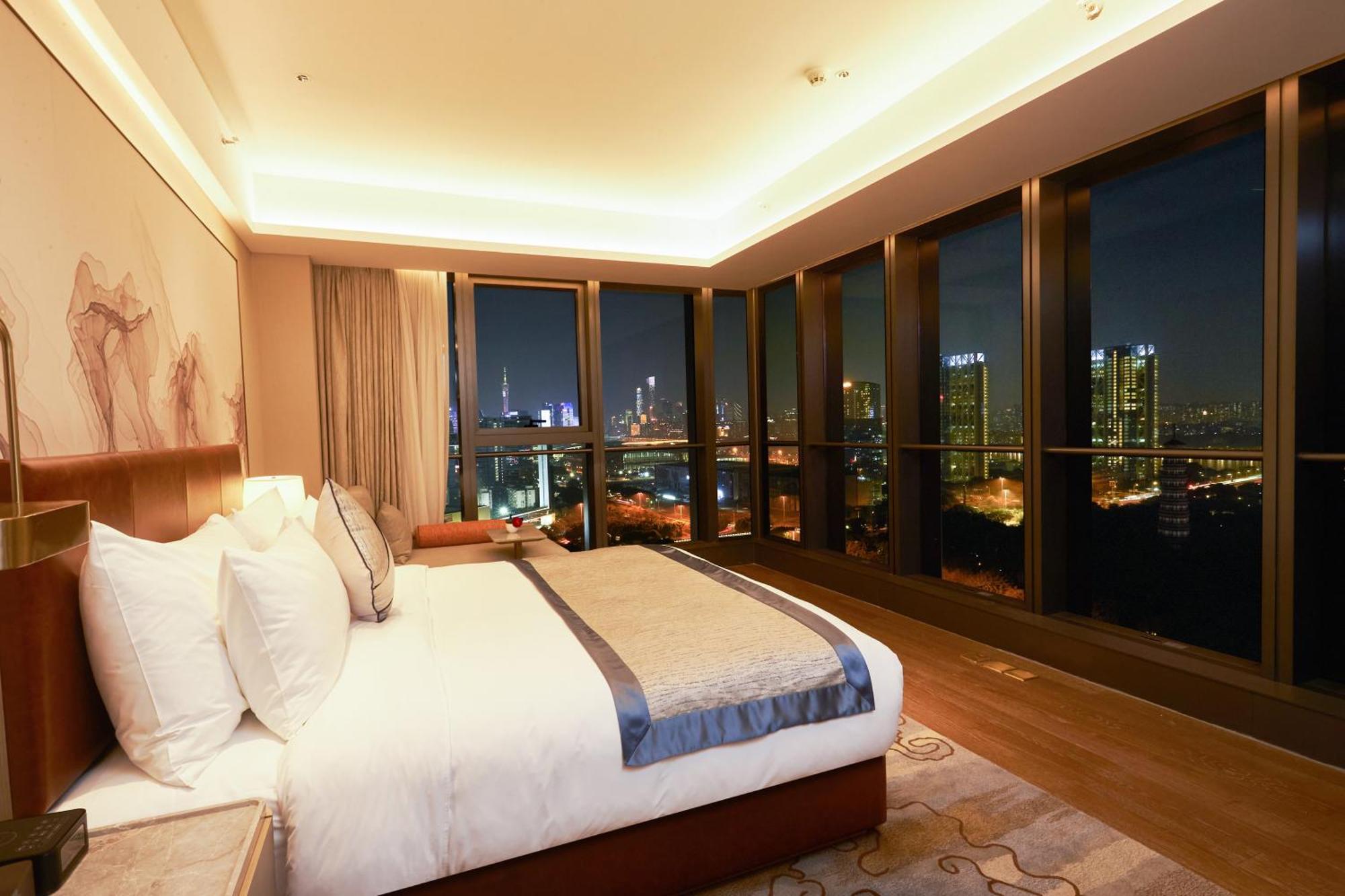 Guangzhou Pazhou Ln Dongfang Hotel Exteriör bild
