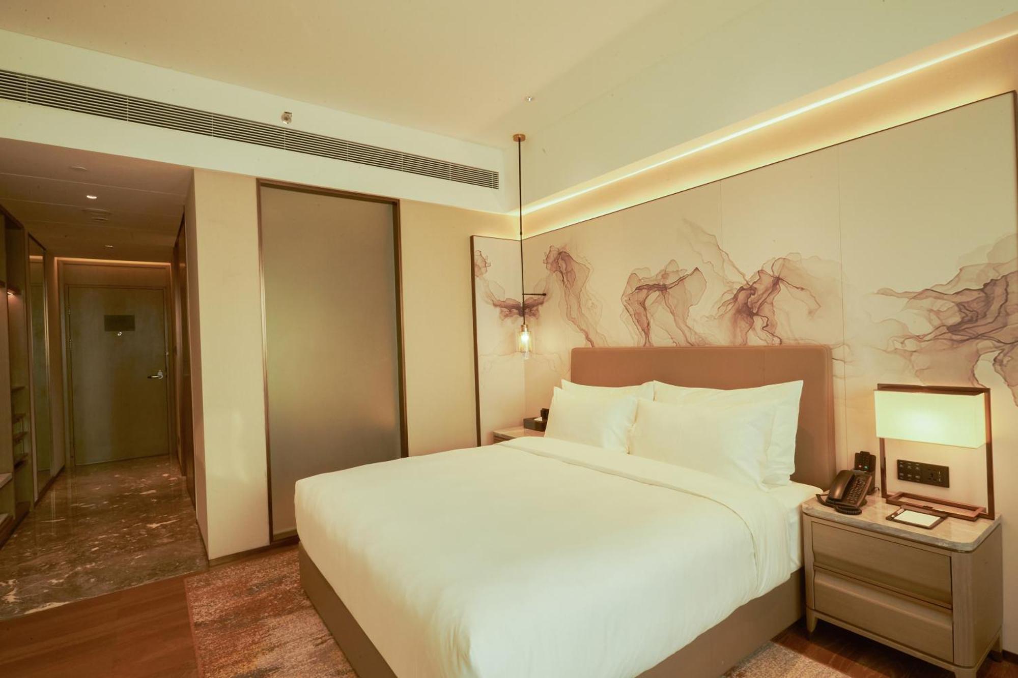 Guangzhou Pazhou Ln Dongfang Hotel Exteriör bild