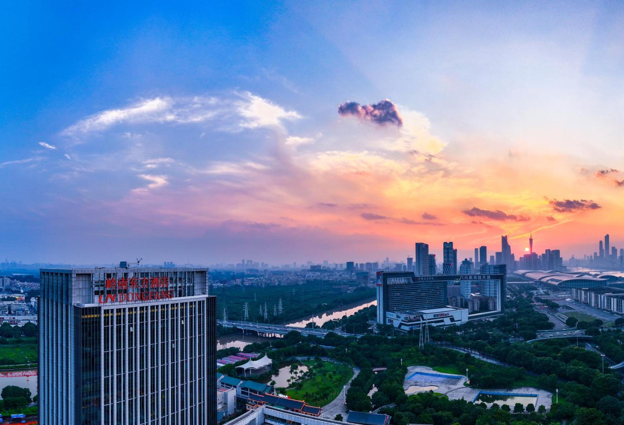 Guangzhou Pazhou Ln Dongfang Hotel Exteriör bild